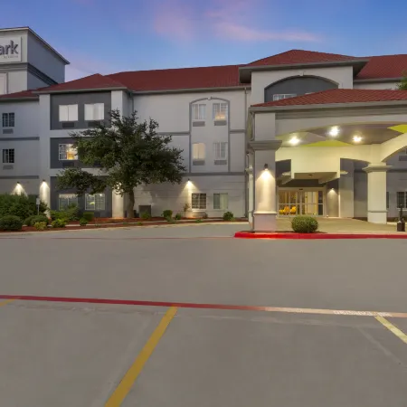 Spark by Hilton San Antonio Dominion