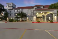 Spark by Hilton San Antonio Dominion