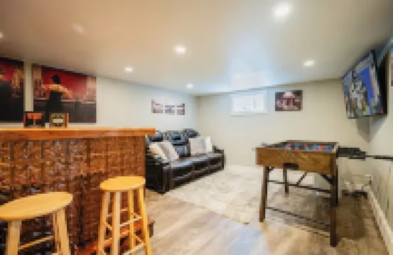 5-BDR w/ Rooftop Views, Covered Deck & Spacious Backyard–Prime Central Location!