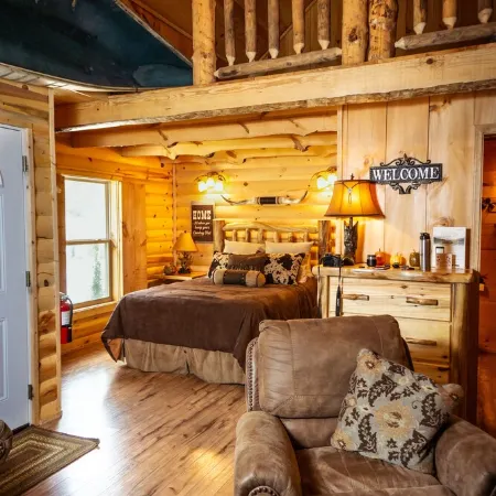 Hunting Cabin w/ Air Purifier