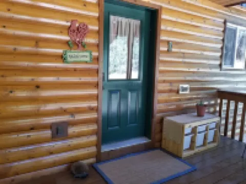 3 BDRM comfy cabin - centrally located to Bryce & Zion. Central air and Heating