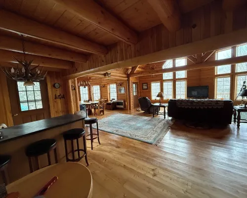 Spacious Riverside Cabin Near Sugarloaf – Perfect for Family Getaways Hotels in Kingfield