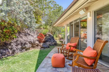 Oceanfront Luxury Living w/ Private Pool and Spa Отели рядом с достопримечательностью «Хапуна Бич»