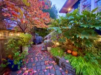 Boutique Chic Garden Retreat a Fremont Oasis w/ a BBQ, fire pit & outdoor dining Hotels in Fremont