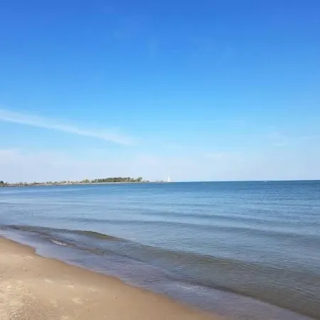 OLD HOMESTEAD #1- STUNNING LAKE VIEWS! STEPS FROM LAKE ERIE!