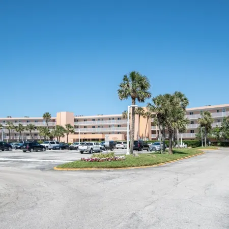 Direct Ocean View! 2 bed/2 bath beach retreat