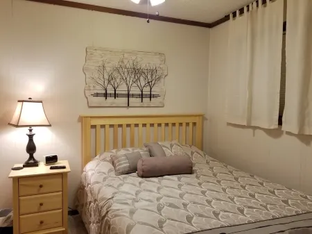 Great Views! AC Ski In Ski Out! Fireplace! Best Deal on the Mountain! Hot Tubs