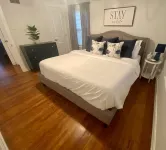 Historic 2-Bed Gem in St. Charles French Town - Wifi