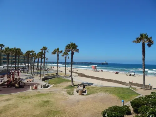 BEACH FRONT CONDO! San Diego-Imperial Beach-Coronado Hotels in Imperial Beach