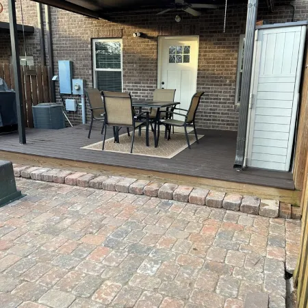 High End Townhouse 12 min walk to Campus and Downtown