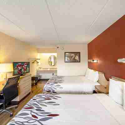 Red Roof Inn Akron Rooms