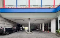 Grand Allison - parkir