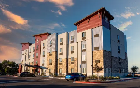 My Place Hotel-Phoenix West/Avondale, AZ Отели в г. Авондейл