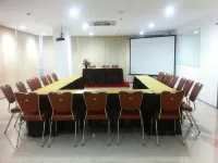 Evora Hotel Hotels in Gubeng
