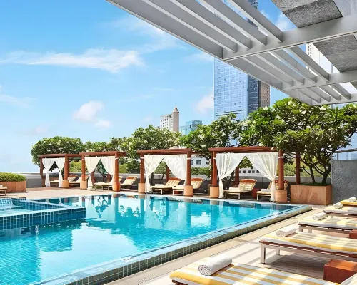 Four Seasons Hotel Mumbai Hotels near Dadar