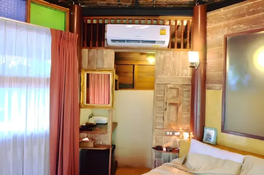 ดีลักซ์ ห้อง พร้อมเตียงใหญ่สองเตียง ปลอดสูบบุหรี่