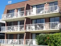 Main Beach Apartments