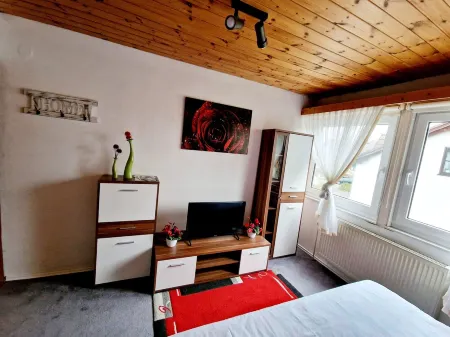 Cozy room in a quiet location