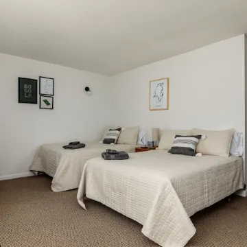 5 minute walk to Pinehurst Resort - Perfect 2BR Condo for buddies golf trip