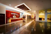 Kingwood Hotel Mukah - Parkplatz