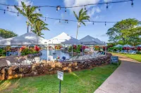 BRAND NEW AC | Ground Floor 1 Bdrm | Peekaboo Ocean View | Pool | 5 Min to Beach