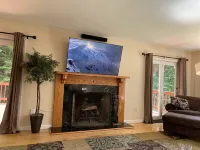 Multi-Level Stratton Retreat with family friendly amenities