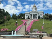 Vista Views of the Smoky Mountains and Close to Bryson City!