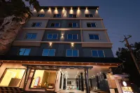 THE LOTUS PARK Hotels in Srikalahasti