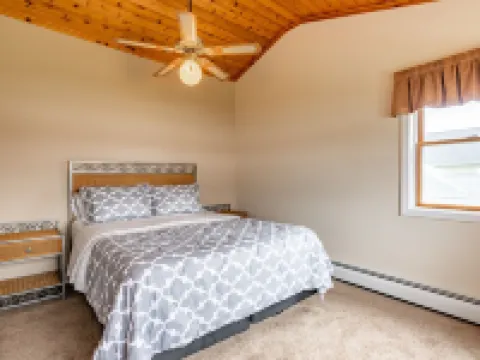 3 bedroom waterfront house with large yard and Gorgeous view of Braddocks Bay Hotels in Greece