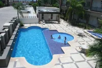 Royal Palace - piscina