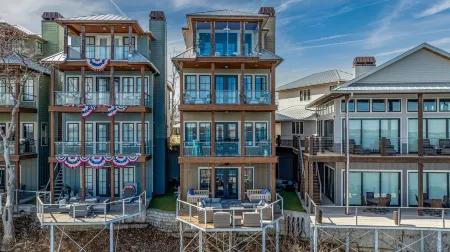 5-star Grand Lake Waterfront w/Panoramic Views: 1 FREE 1-day jet ski rental