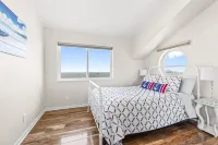 Brand new oceanfront home with amazing views!