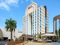 Ibis Ribeirao Preto Shopping Các khách sạn gần Praça Omilton Visconde