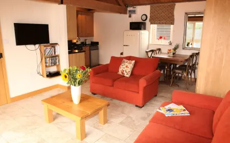 Close to Peppa Pig World, New Forest and South coast Отели рядом с достопримечательностью «Plaza Theatre»