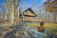 Bella Vista Chalet Poconos -Four Season Resort/Lake/Pool/Ski/Horseback-riding Hotels in Lackawaxen Township