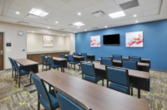 Hampton Inn & Suites by Hilton Grandville Grand Rapids South