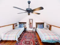 ⚓Capt Nathaniel Clarke Historic Homestead🤵Weddings👰Reunions❤Magnificent Yard🐕 Staples附近的飯店
