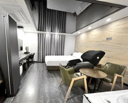 Jinju Hotel the V Hotels in Jinju