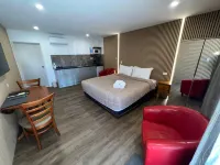 Academy Lodge Motel فنادق في اشبورتون
