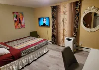 Grizzly Motel Hotels in Swan Hills
