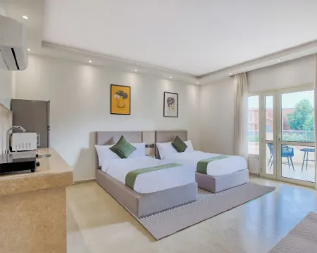 Seven Stays Zayed Hotels in Sheikh Zayed City