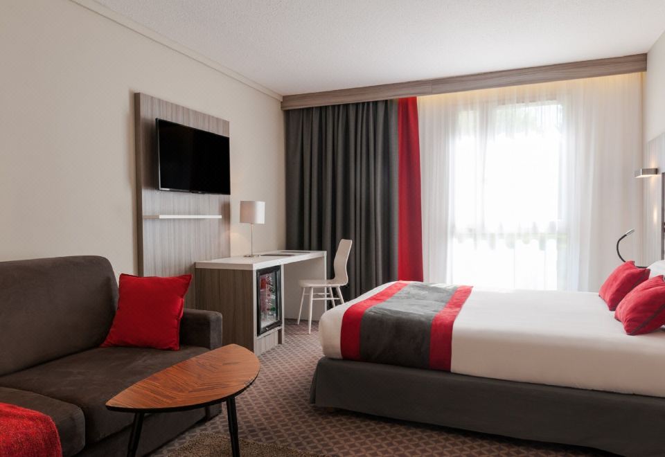 Logis Hôtel le Parc de Geoffroy 객실