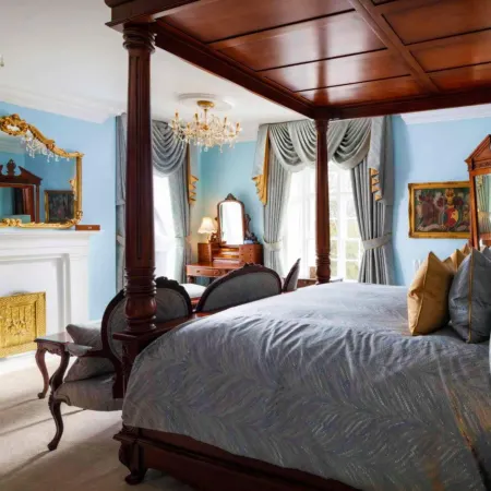 Plas Dinas Country House
