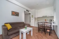 Apartments Fortunella Hotels in Petrovac