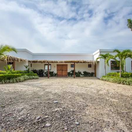 Arganama Guesthouse Отели в г. Сан Карлос