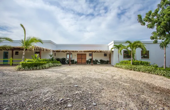 阿爾賈納瑪旅館