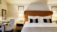 The Wellington Arms Hotels in Гук