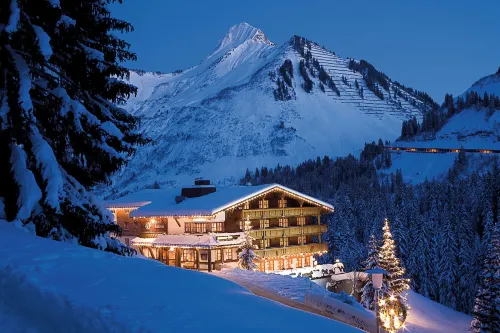 Alpine Lifestyle Berghotel Madlener Hotels in Damüls
