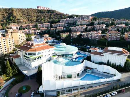 Eliz Hotel Convention Center Thermal Spa & Wellnes Отели в г. Kizilcahamam
