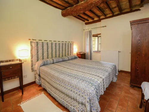 Stunning Holiday Home in Umbria with Hot Tub - Homestays